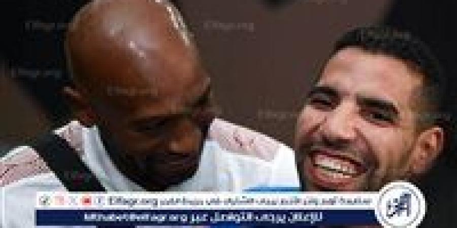 لاعبو الزمالك يحيون مؤمن زكريا قبل لقاء سموحة في الدوري الممتاز - نبأ العرب