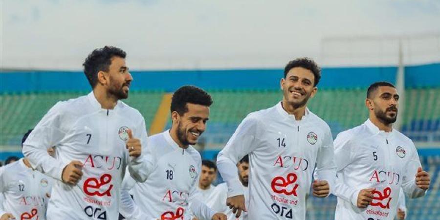 منتخب مصر يخوض أولى تدريباته باستاد الدفاع الجوي - نبأ العرب