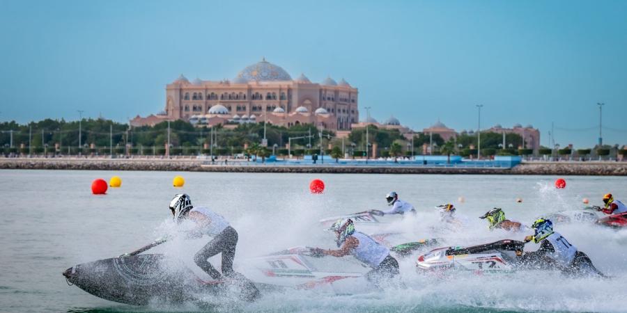 مشاركة 60 متسابقاً في بطولة الإمارات للدراجات المائية - نبأ العرب