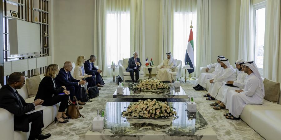 النائب العام والمدعي العام المالي الفرنسي يبحثان التعاون القضائي - نبأ العرب