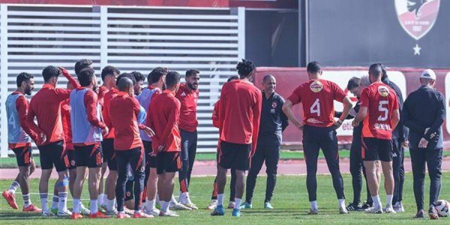 أخبار الأهلي.. غيابات بالجملة أمام الاتحاد السكندري وموعد عودة أشرف داري - نبأ العرب